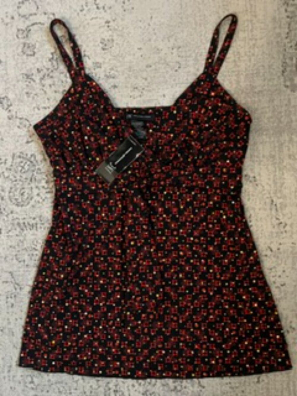 🧡3/$15 NWT INC International Concept Top Red Black Geometric Floral Print M